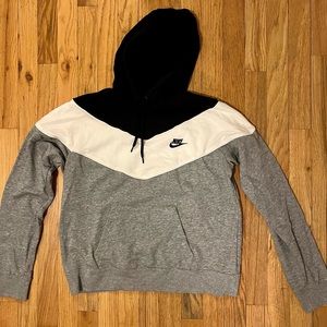 Women’s Nike Color Block Hoodie, Size Small